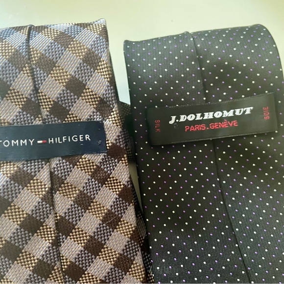2 Ties Bundle: Tommy Hilfiger/J. Dolhomut - Picture 2 of 6